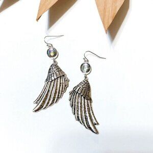 Silver feather dangle earrings S294
